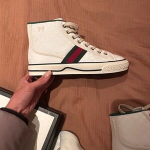 Gucci White High-Top 1977  Sneakers - Never Worn